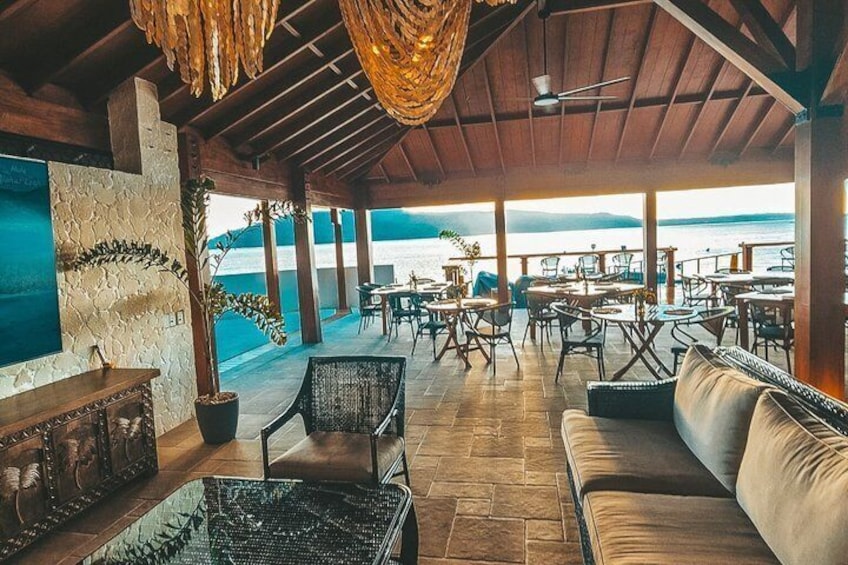 Major Tom Sunset Sail + Dinner at Wahoo (with transfers) 3
