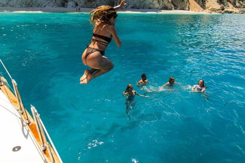 Alanya Pirate Boat with Beverages, Food, and Optional Transfer 1