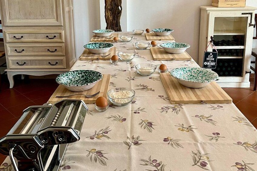 Cooking Class of Local Food in a Tuscan Farm 3