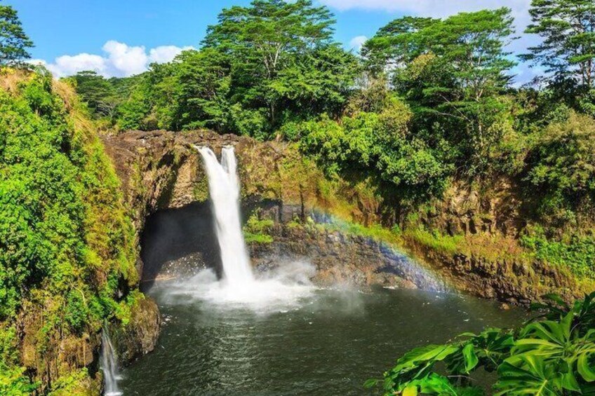 From Big island Kona Volcanoes and Waterfalls Shared Tour 1