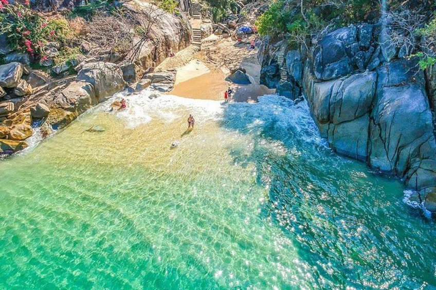 Colomitos and snorkeling beach view 1