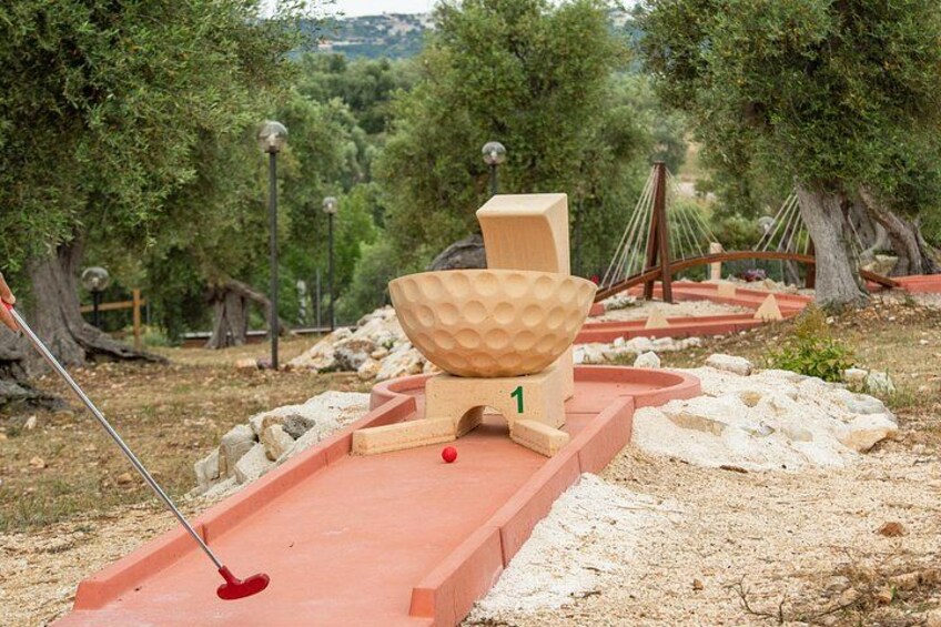 Tasting of our oil and game of 18 hole adventure golf 3