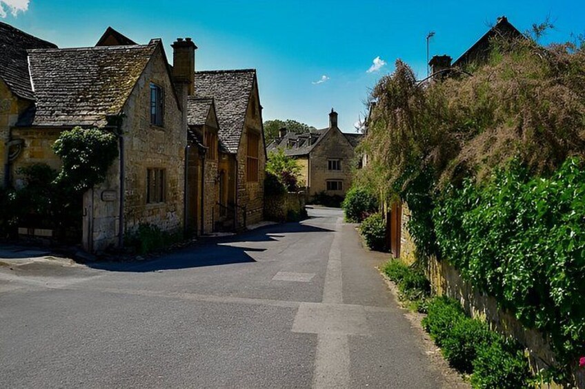 Cotswolds Road Trip Guidebook: Bourton, Bibury & Blenheim Palace 2