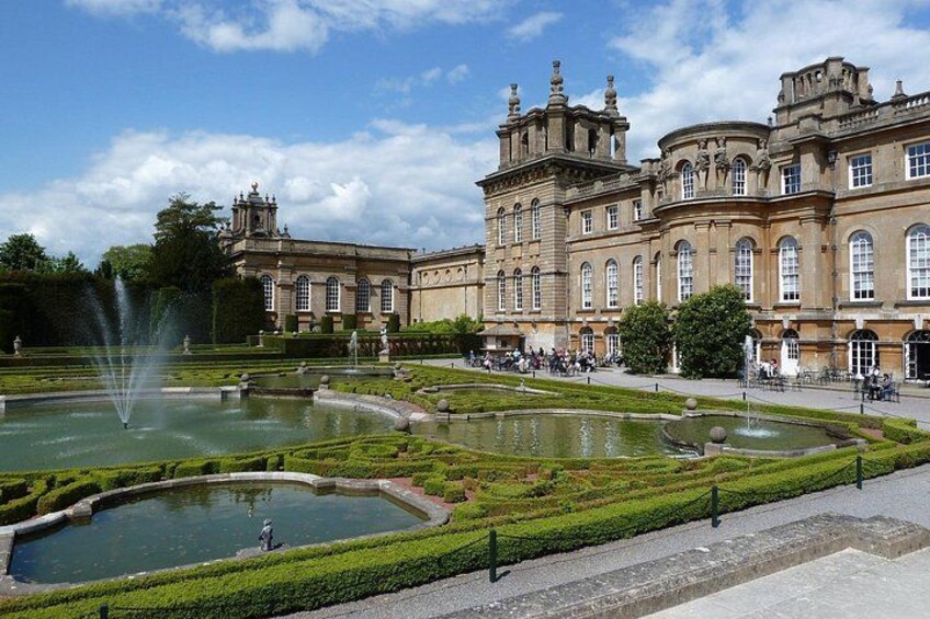 Cotswolds Road Trip Guidebook: Bourton, Bibury & Blenheim Palace 3