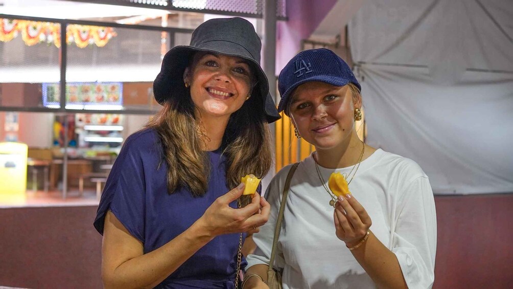 Picture 4 for Activity Singapore: Local Hawker Food Tour with 9 tastings 4