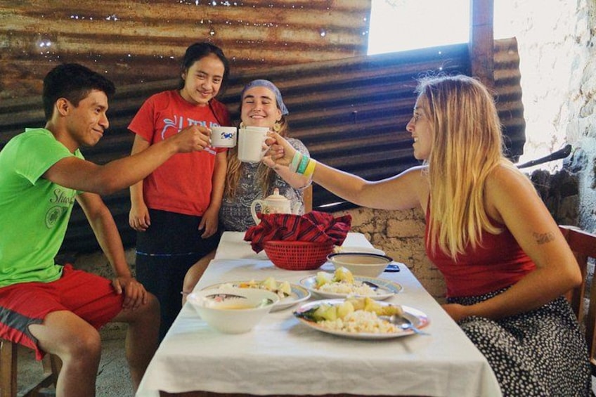 Authentic local experience with a community of women 2