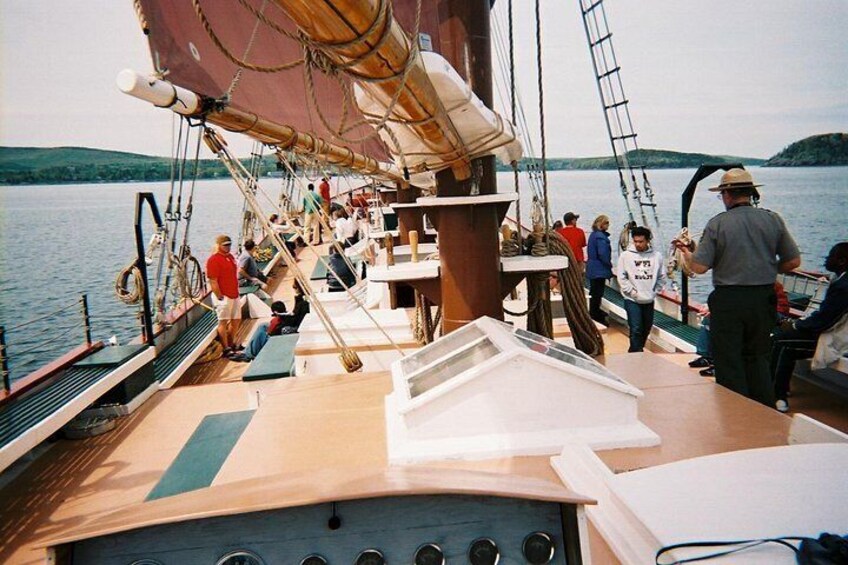 1.5 to 2-Hr Windjammer Sailing Trip in Maine w/ Licensed Captain 2