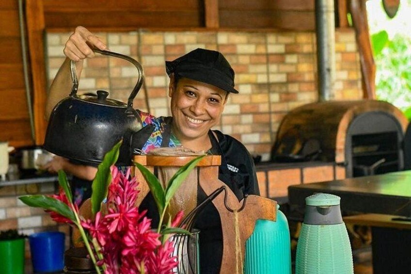 Half-Day Tour with Safari Float and Chocolate Experience 2