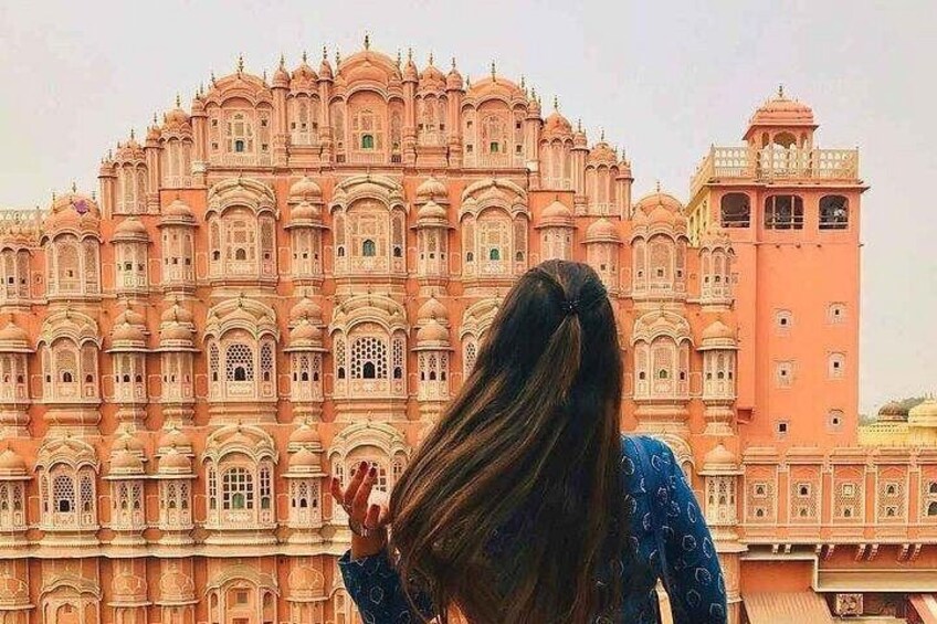 Hawa Mahal (Palace of Winds) in Jaipur 4