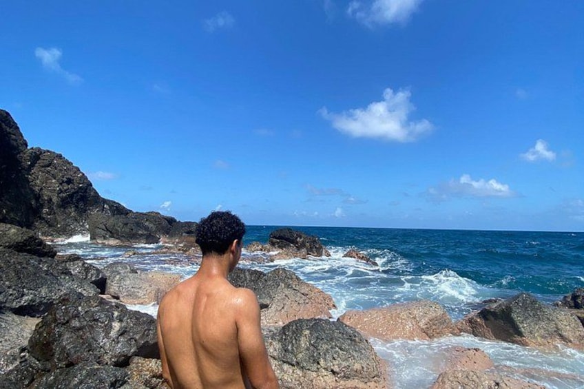 Exploring Mamey Island with Allys Tours: where natural beauty combines with exceptional service. Your dream trip starts here. 4