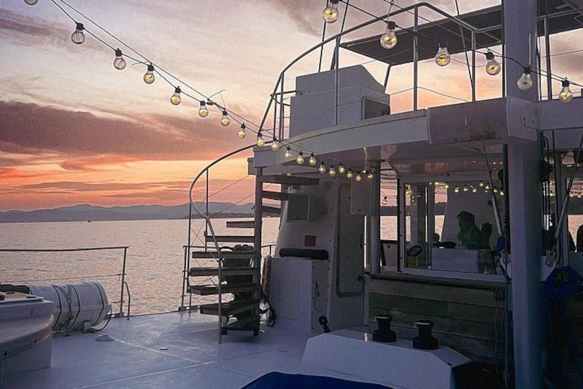 Catamaran Sunset Tour from Denia with Copa de Cava 3