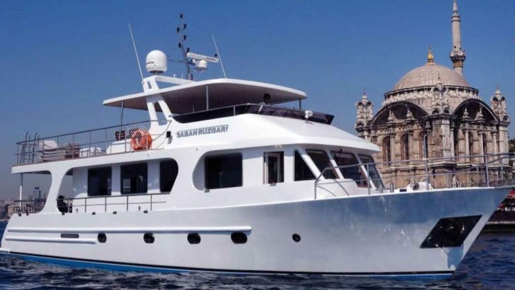 Picture 35 for Activity Istanbul Bosphorus Sunset Cruise on Yacht with Live Guide 2