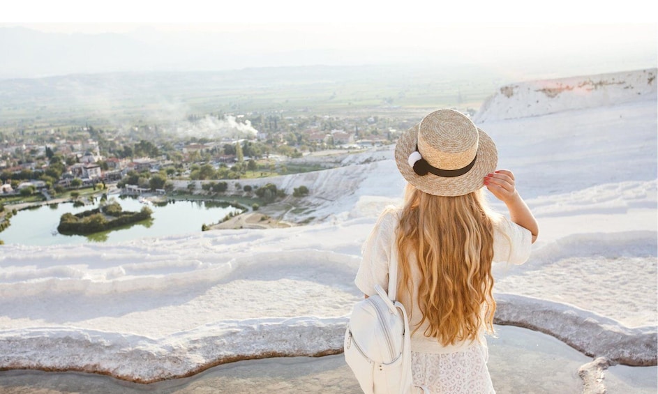 Picture 7 for Activity From Marmaris: Pamukkale Evening Tour with Transfer & Dinner 2