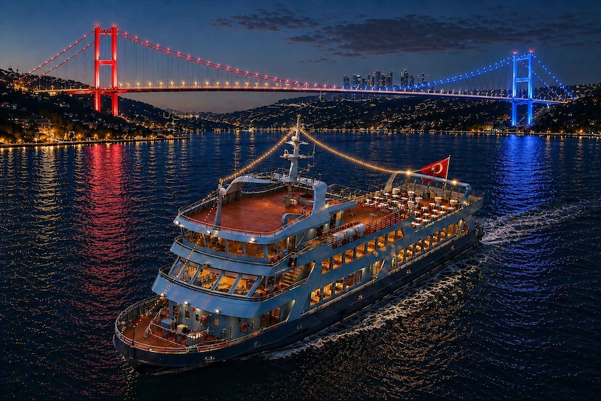 Istanbul: Bosphorus Dinner Cruise & Turkish Night Show 1