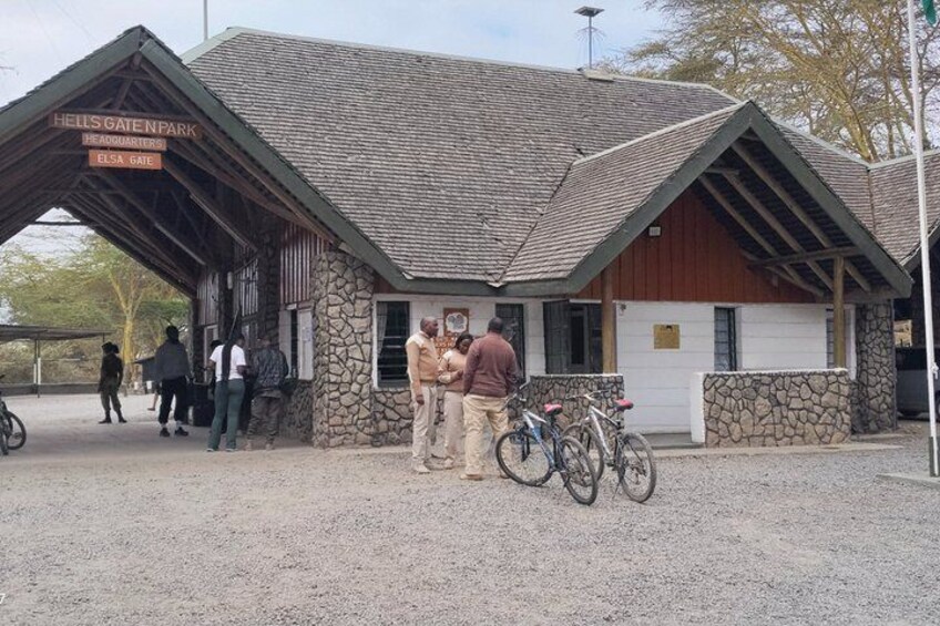 Hells Gate National Park & Lake Naivasha Day Trip from Nairobi 2