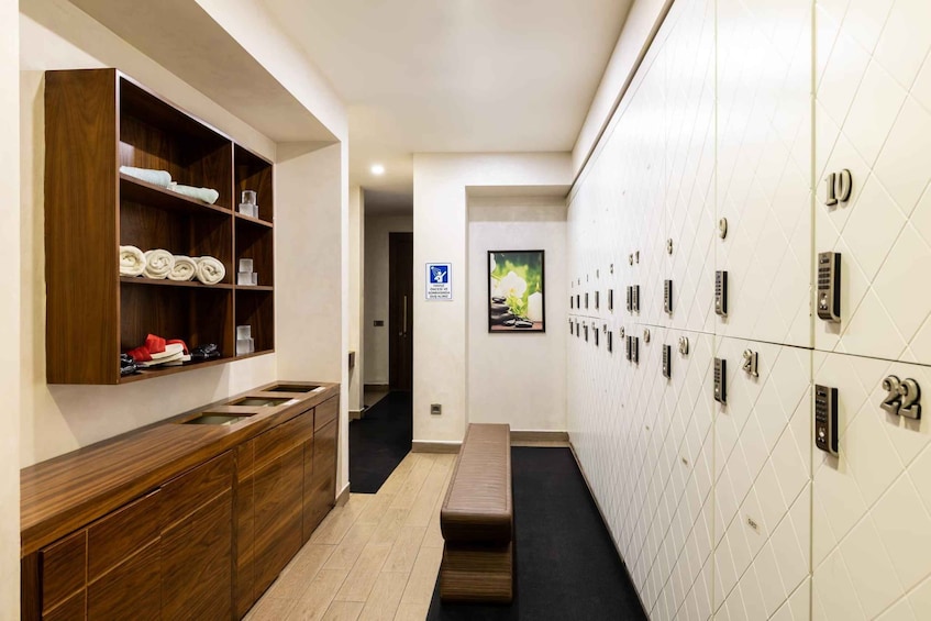 Picture 32 for Activity Istanbul: Private Turkish Bath, Massage, and Pool in Taksim 4