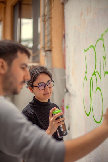 Istanbul: Do Graffiti with Local Artists at Private Garden 1