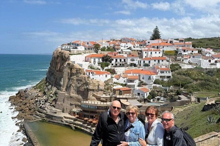Sintra & Cascais: Private Full-Day Adventure in a Classic 4x4 2