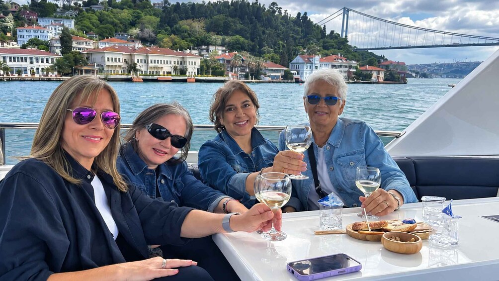 Picture 26 for Activity Istanbul Bosphorus Yacht Cruise with Asian Side Stopover 5