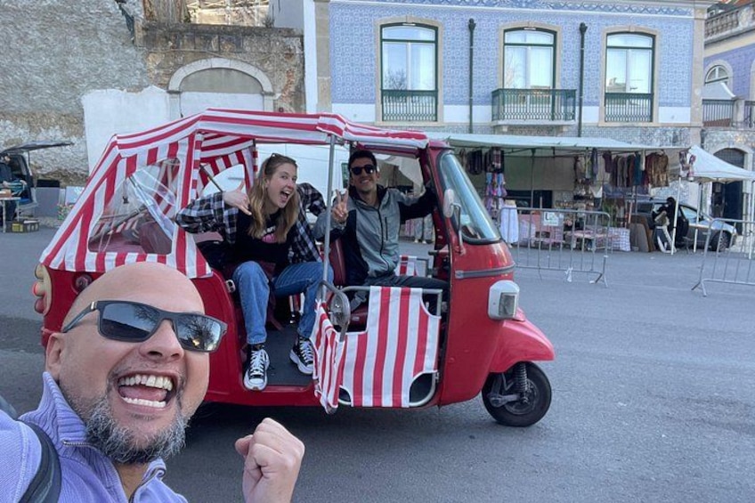2h or 4h Lisbon Private Historical Tour by Tuk Tuk 4