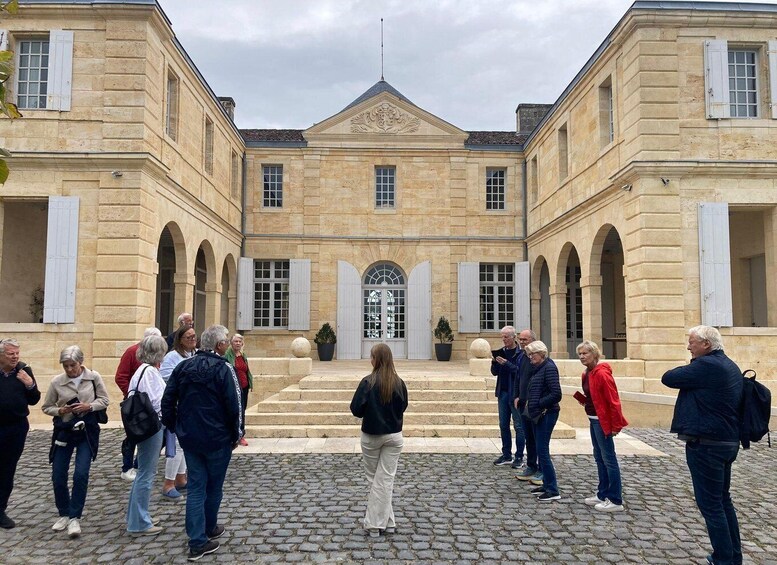 Médoc Afternoon Wine Tour,Margaux Châteaux & French Aperitif 1