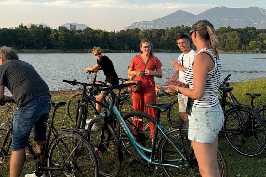 Bike or E-Bike Tour Tirana: Highlights & Grand Park Guided Cycle 1