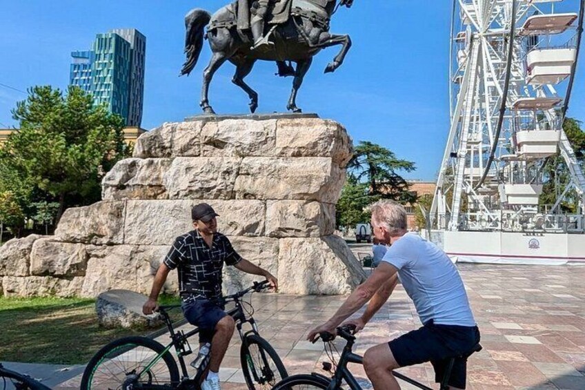 Bike or E-Bike Tour Tirana: Highlights & Grand Park Guided Cycle 4