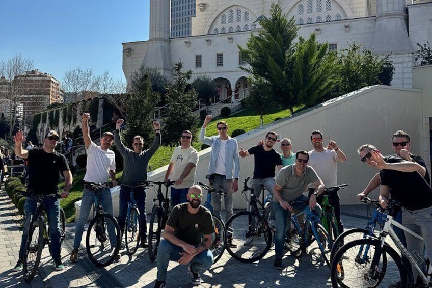 Bike or E-Bike Tour Tirana: Highlights & Grand Park Guided Cycle 3