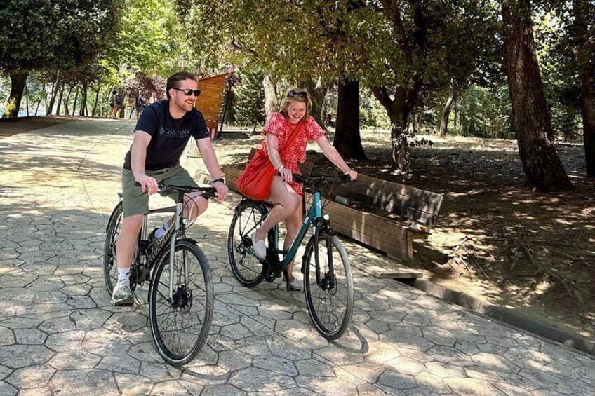 Bike or E-Bike Tour Tirana: Highlights & Grand Park Guided Cycle 4
