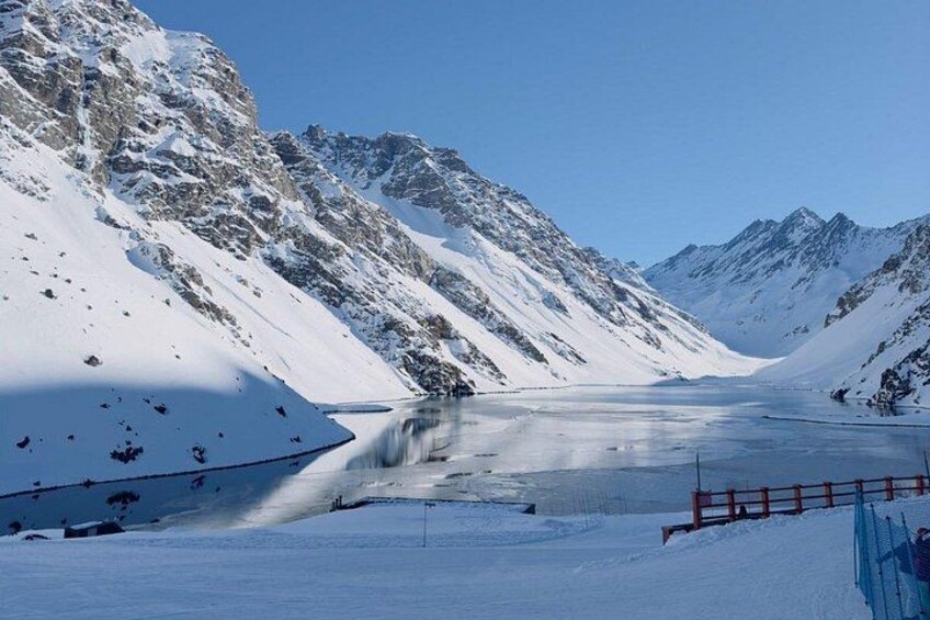 Portillo and Laguna del Inca Tour 3