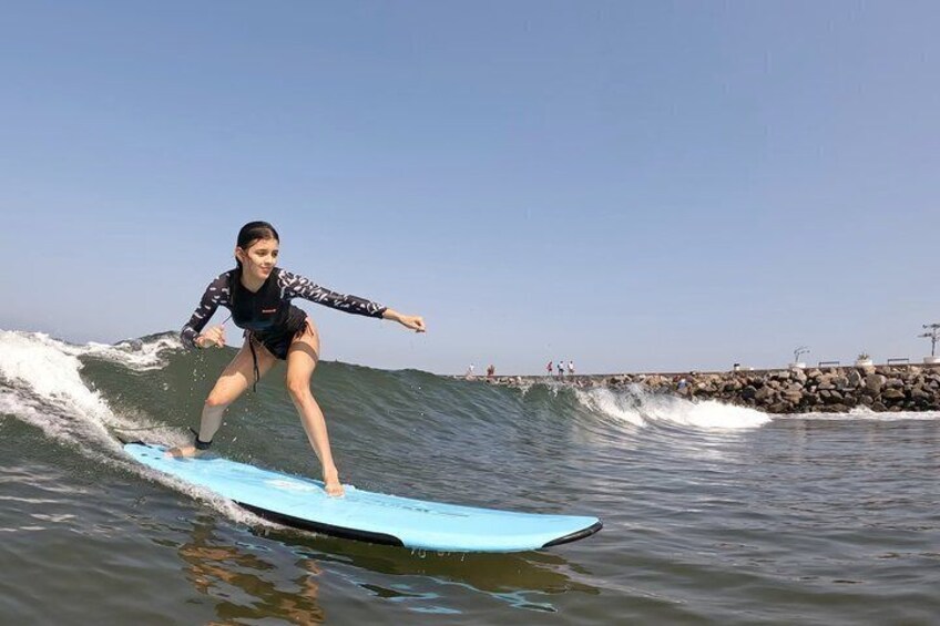 Surf classes in Puerto Vallarta with local instructors 3