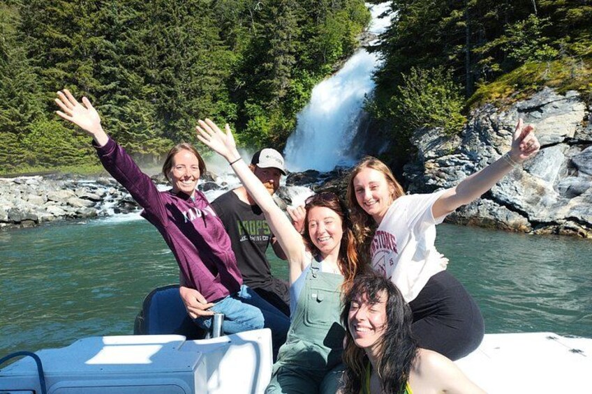 Waterfalls & Wildlife Scenic Cruise - Skagway, Alaska 3