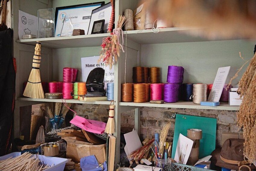 2 Hours Tour in La Balaiterie Sweeper's House 5