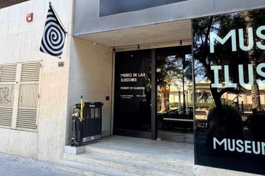 Museum of Illusions Alicante Entrance Ticket 3