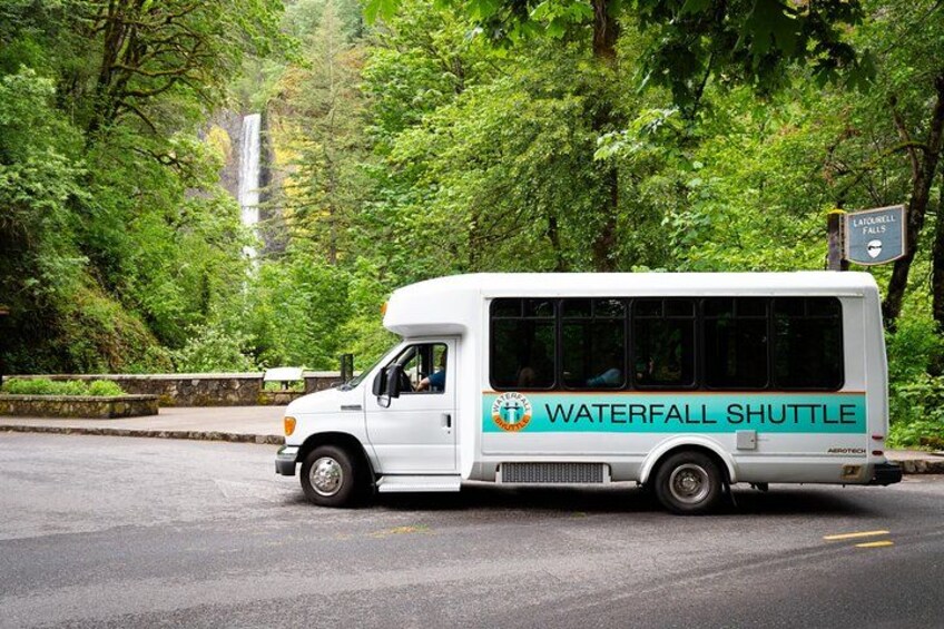 Sunset Tour of Multnomah Falls plus Vista House and Other Falls 2