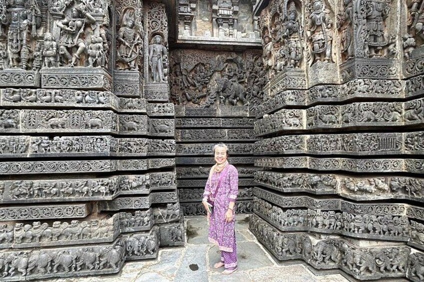 Day trip to UNESCO Belur+Shravanbelgola+Coffee & Spice Plantation 5