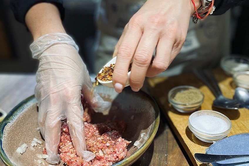 Small-Group Khinkali and Khachapuri Cooking Class in Tbilisi 1