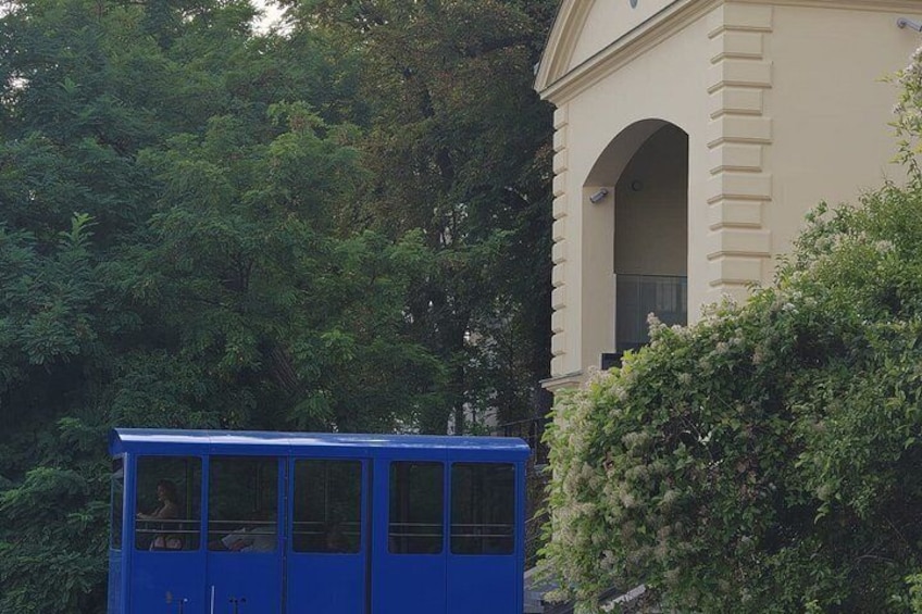 Zagreb Small-group tour (funicular & WWII tunnel included) 4