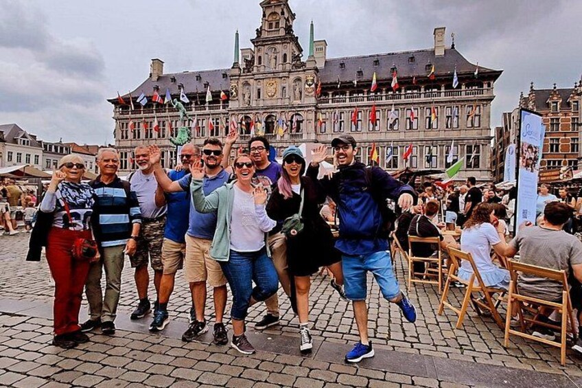 Historical Walking Tour in Antwerp Old City 3