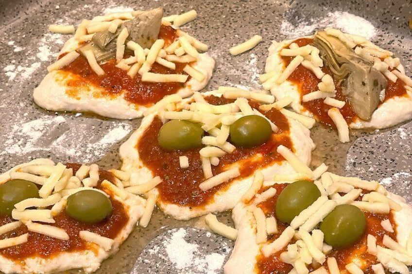 Homemade Italian Pizza & Focaccia Experience with a Local Family 3