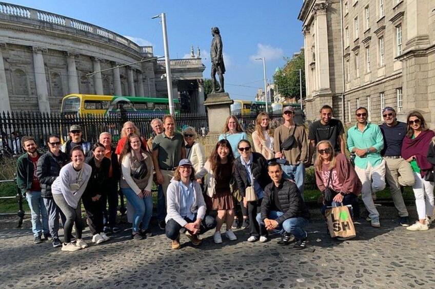 Guests arrived to Trinity College, Dublin 3