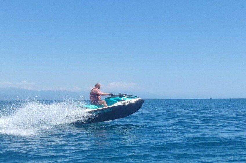 Feeling the adrenaline of the jet ski 3