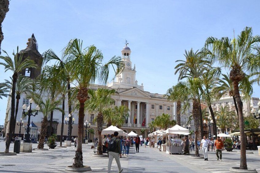 Walking Tour through Cádiz: Stories from the hand of a local guide 1