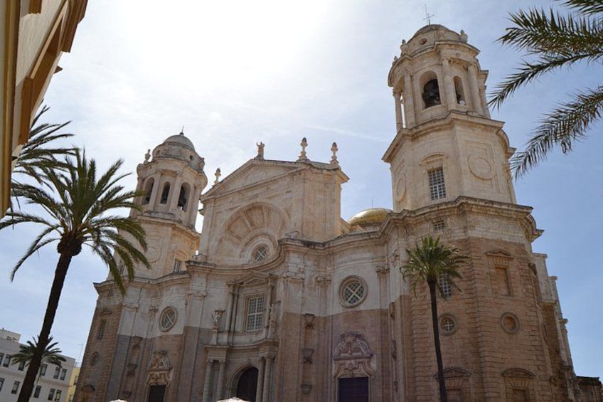 Walking Tour through Cádiz: Stories from the hand of a local guide 2