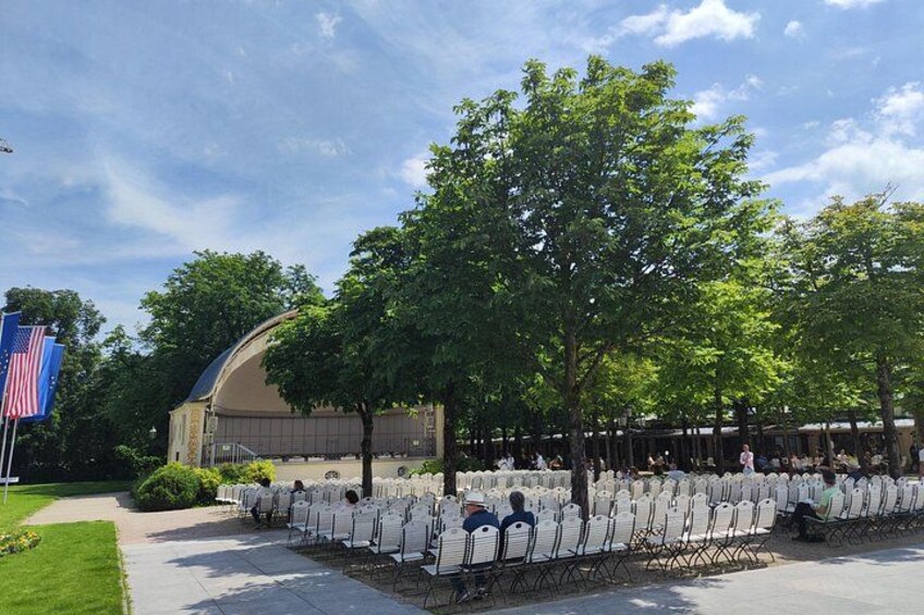 Kurgarten and concert shell 3