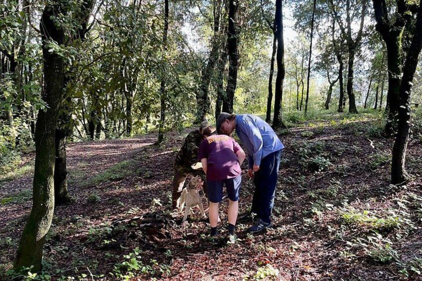 Truffle Hunting in San Miniato in Tuscany with Tasting 2