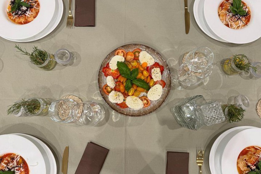 Cooking class in a villa with Palermo view 3