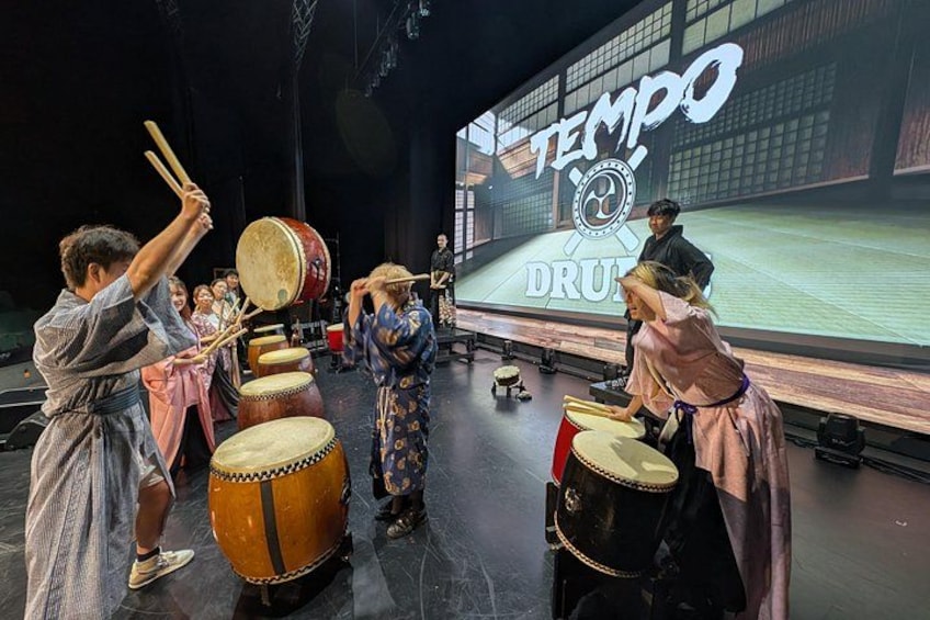 OSAKA;Feel the Power! Learn Taiko Drum from Professionals 2