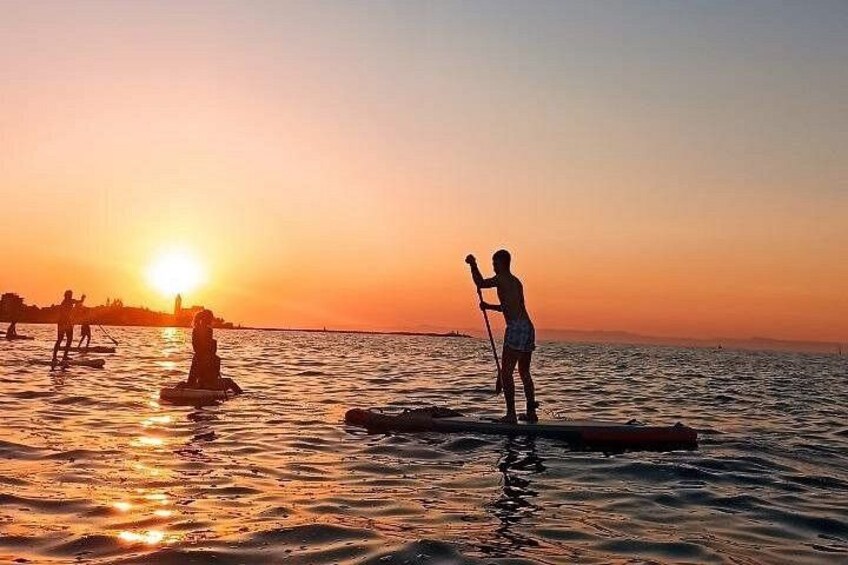 One and a half hour excursion on SUP in Trani 4