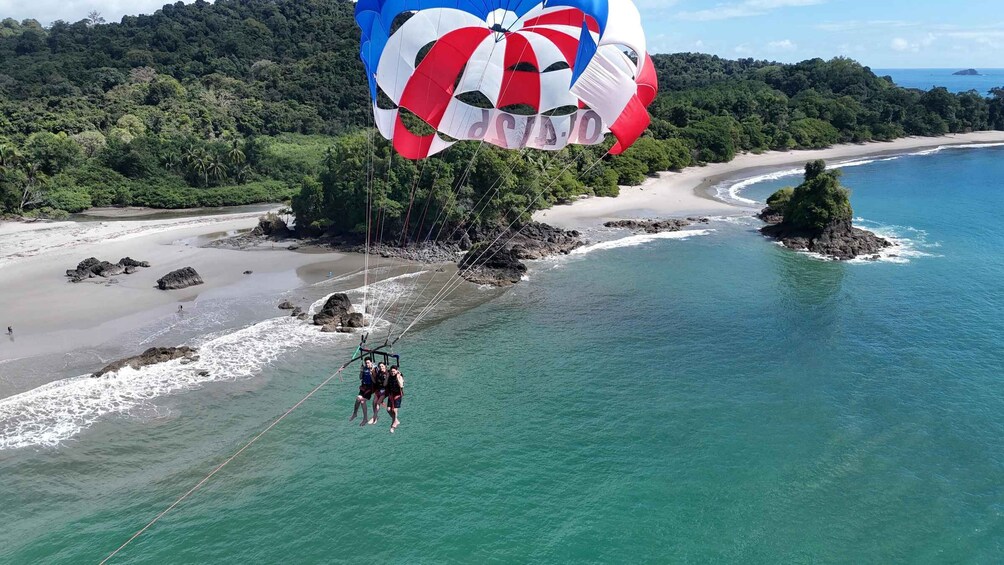 Picture 6 for Activity Manuel Antonio: Beach Parasailing with Aguas Azules 1